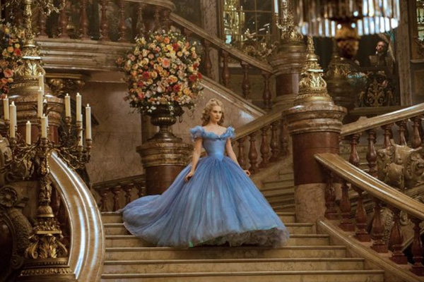 Lily James es la Cenicienta en "Cinderella" (Duh!)  Foto: Walt Disney Studios Motion Pictures.